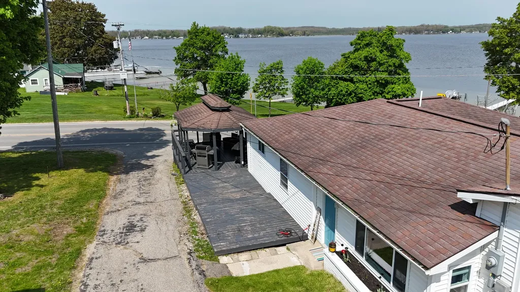 19276 4th Street Chippewa Township MI 49320