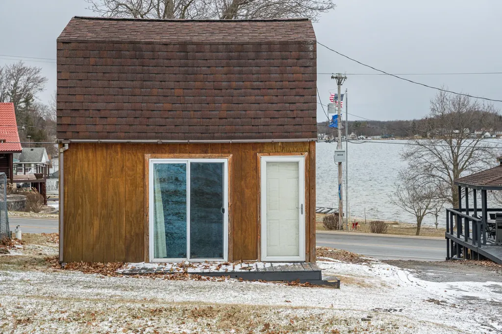 19276 4th Street Chippewa Township MI 49320