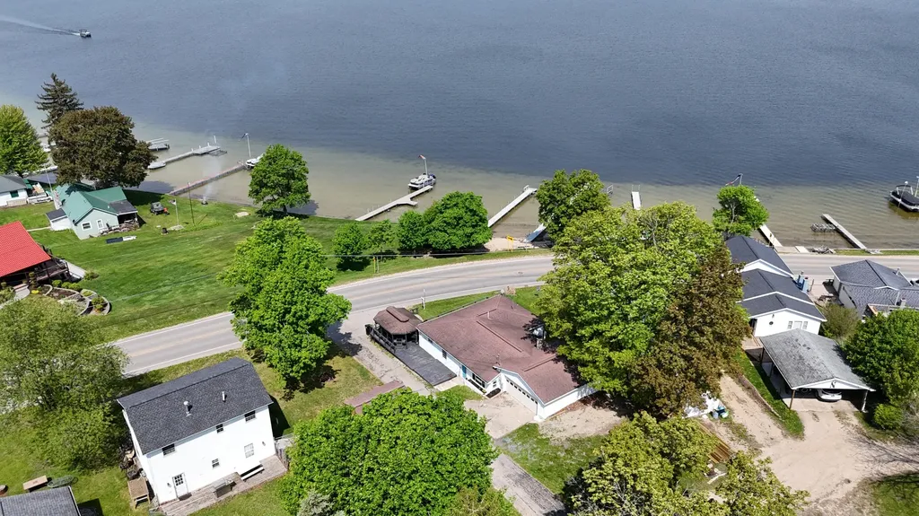 19276 4th Street Chippewa Township MI 49320