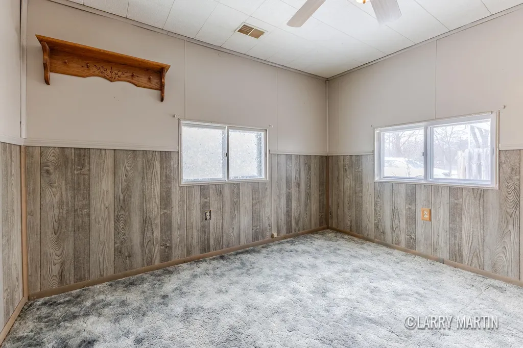 2052 Woodward Street Muskegon Charter Township MI 49442