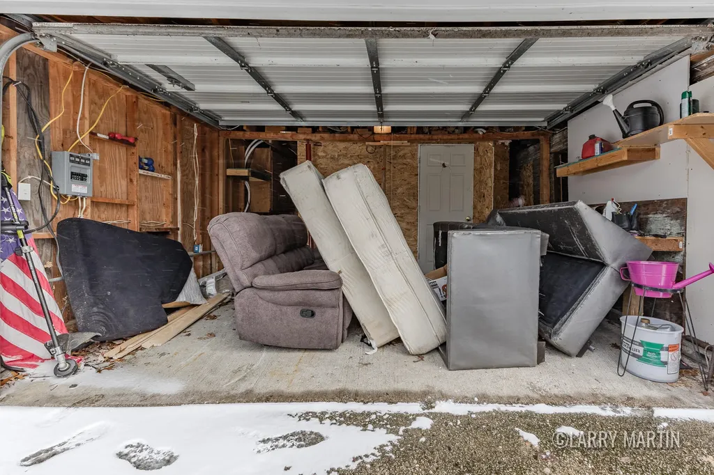 2052 Woodward Street Muskegon Charter Township MI 49442