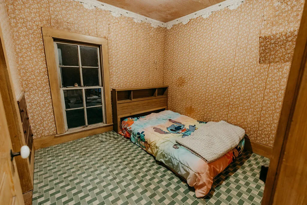 233 S Oak Street Unknown City MI 48884