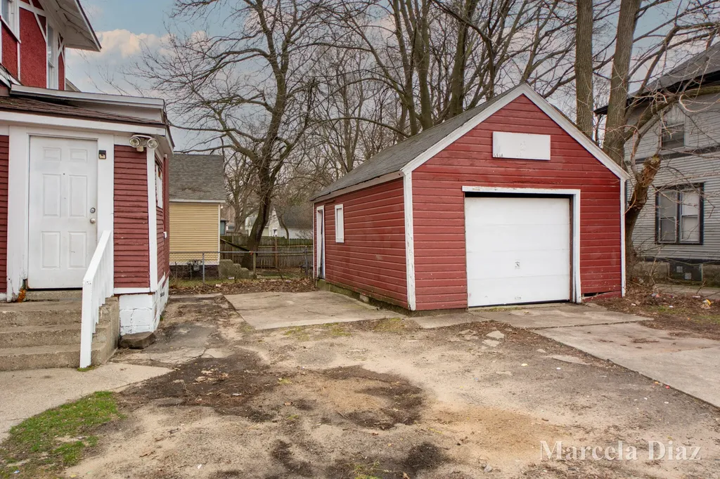 900 Watkins Street SE Grand Rapids City MI 49507
