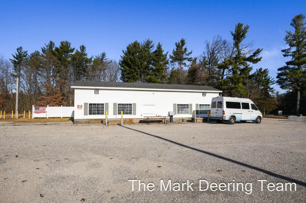 6381 E 36th Street Big Prairie Township MI 49349
