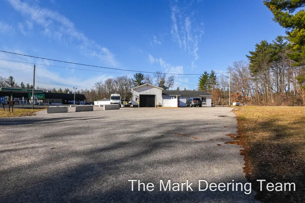 6381 E 36th Street Big Prairie Township MI 49349