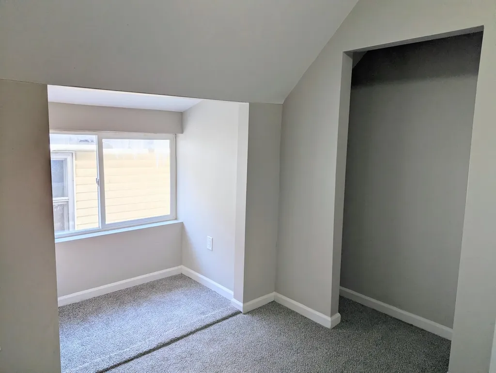 1402 North Avenue NE Grand Rapids City MI 49505
