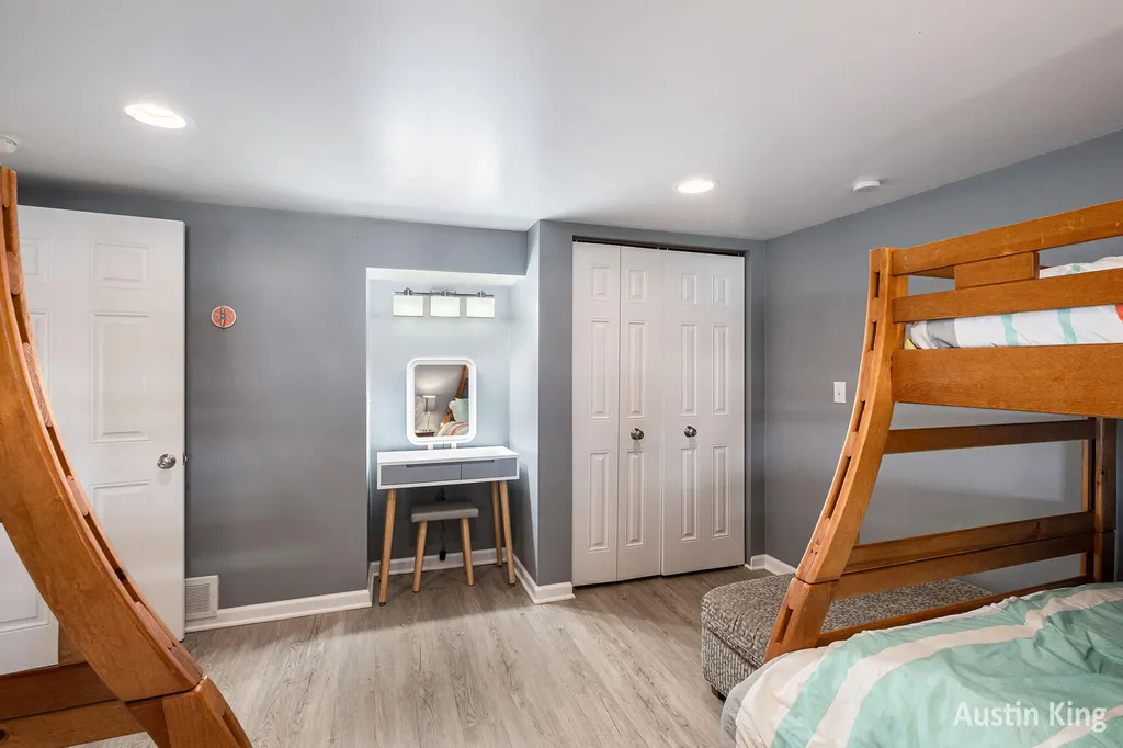 7027 Goldenrod Avenue NE Cannon Township MI 49341
