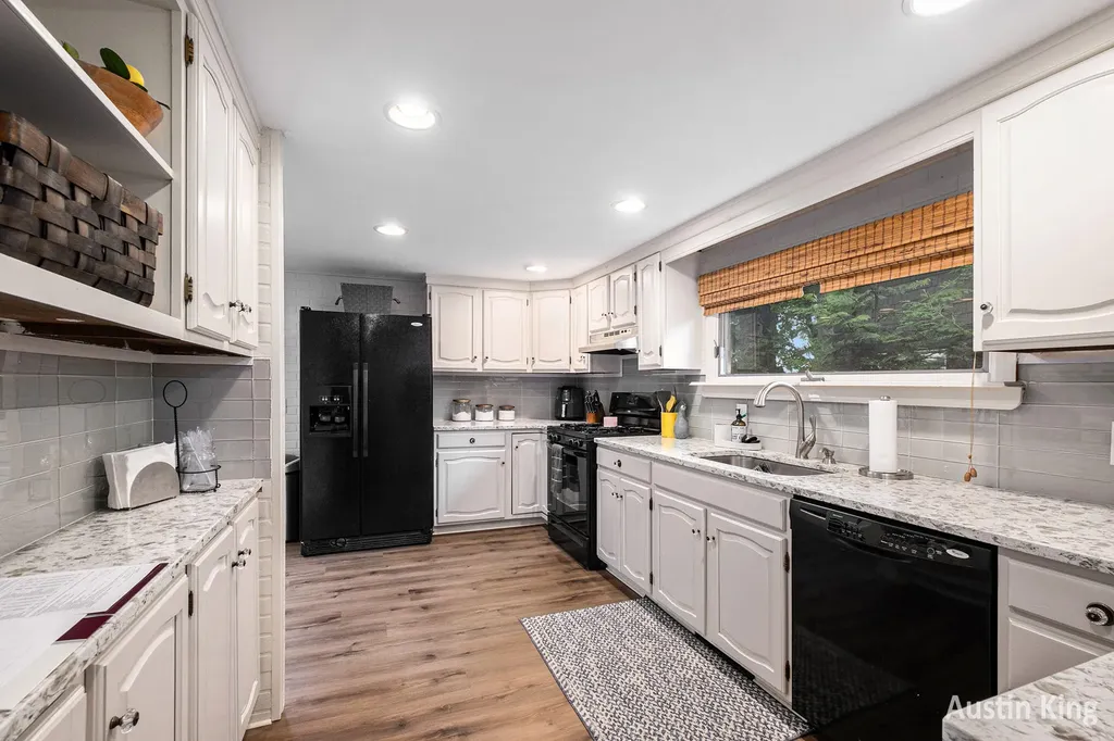 7027 Goldenrod Avenue NE Cannon Township MI 49341