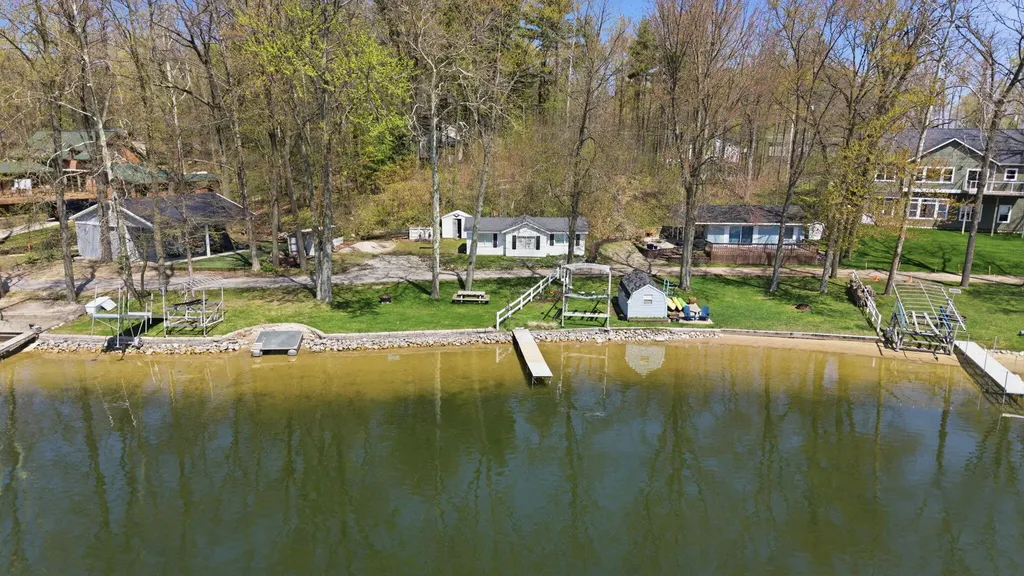 2529 Miner Lake Drive Allegan Township MI 49010