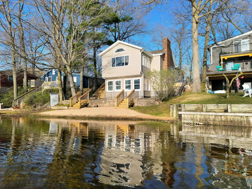 10463 Poplar Drive NE Oakfield Township MI 49341
