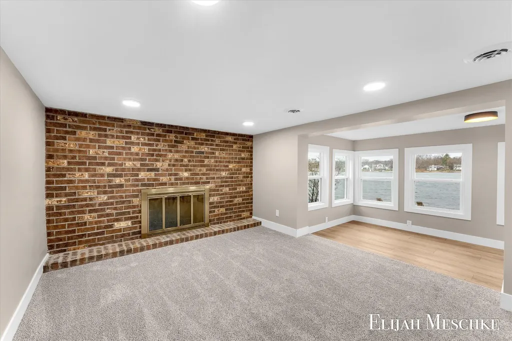 10463 Poplar Drive NE Oakfield Township MI 49341