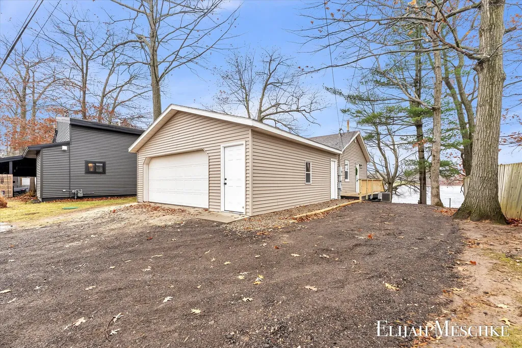 10463 Poplar Drive NE Oakfield Township MI 49341