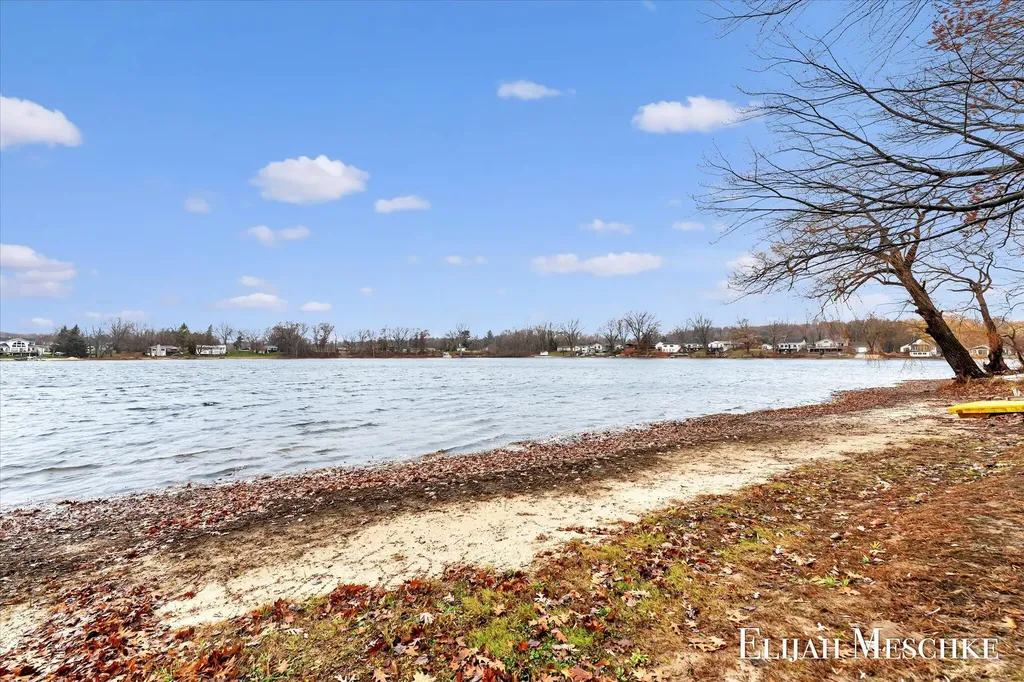 10463 Poplar Drive NE Oakfield Township MI 49341