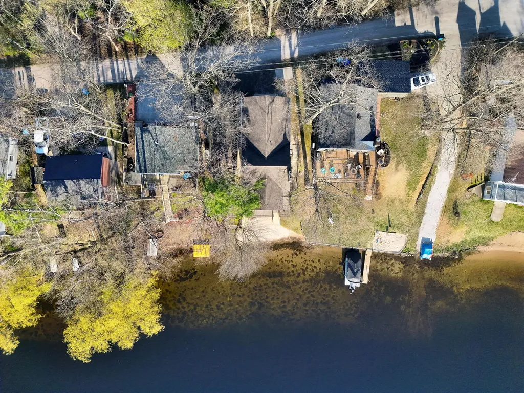 10463 Poplar Drive NE Oakfield Township MI 49341