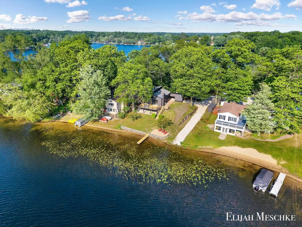 10463 Poplar Drive NE Oakfield Township MI 49341