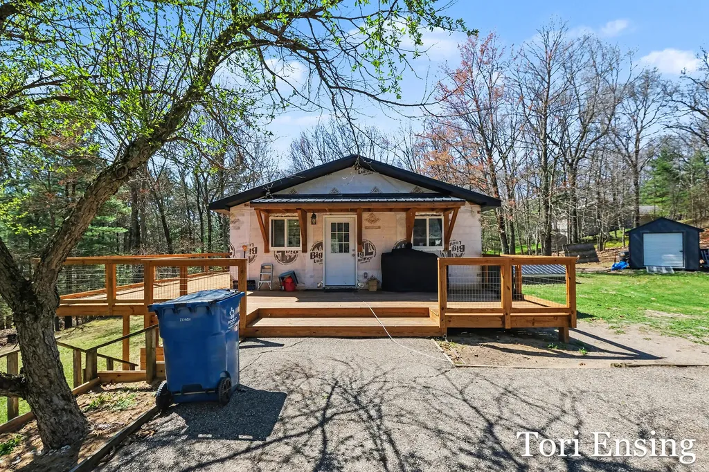11837 Baker Road Eureka Township MI 48838