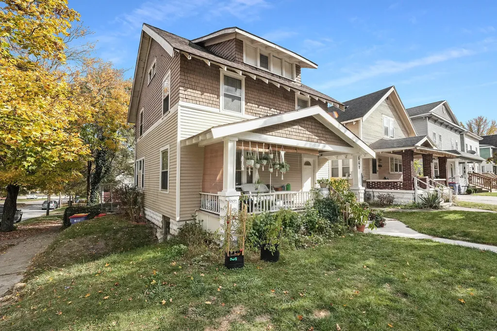648 Lafayette Avenue NE Grand Rapids City MI 49503