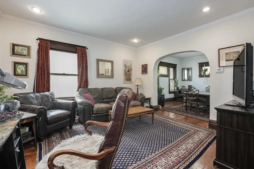 648 Lafayette Avenue NE Grand Rapids City MI 49503
