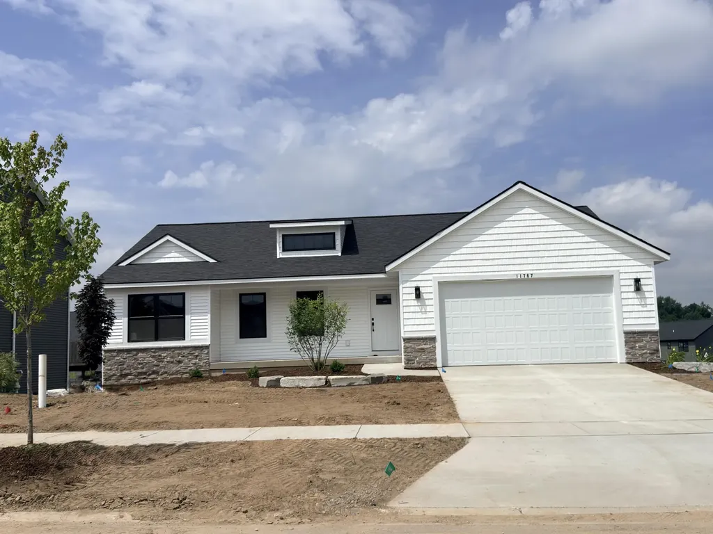 11767 Everett Avenue Allendale Charter Township MI 49401