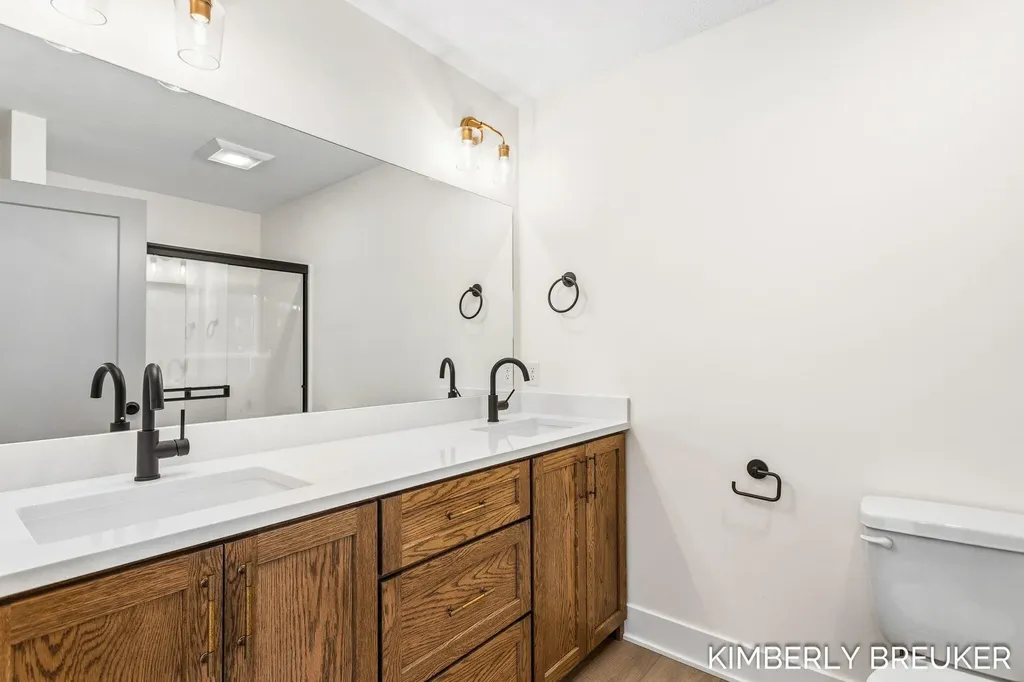 11767 Everett Avenue Allendale Charter Township MI 49401