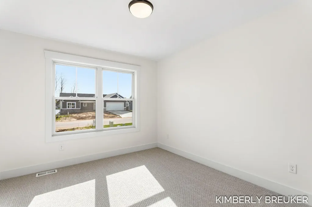 11767 Everett Avenue Allendale Charter Township MI 49401