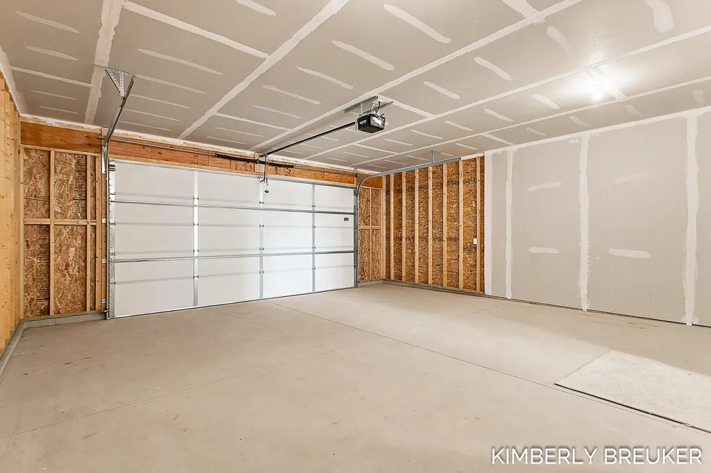 11767 Everett Avenue Allendale Charter Township MI 49401