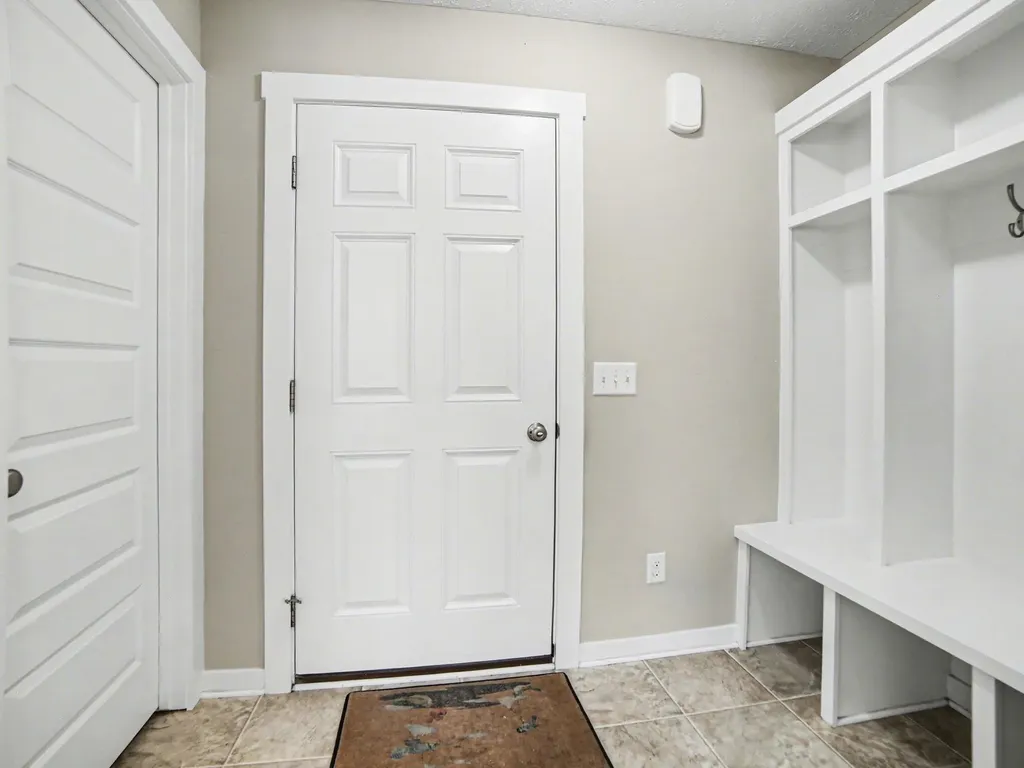 2041 Juniper Circle Muskegon Charter Township MI 49445