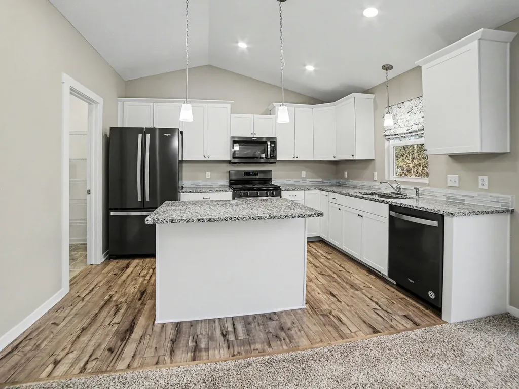 2041 Juniper Circle Muskegon Charter Township MI 49445