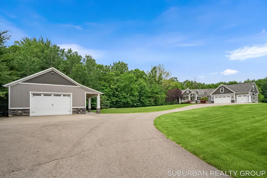 4864 Hide Away Lane Blendon Township MI 49426