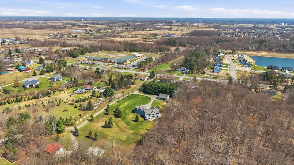 4864 Hide Away Lane Blendon Township MI 49426