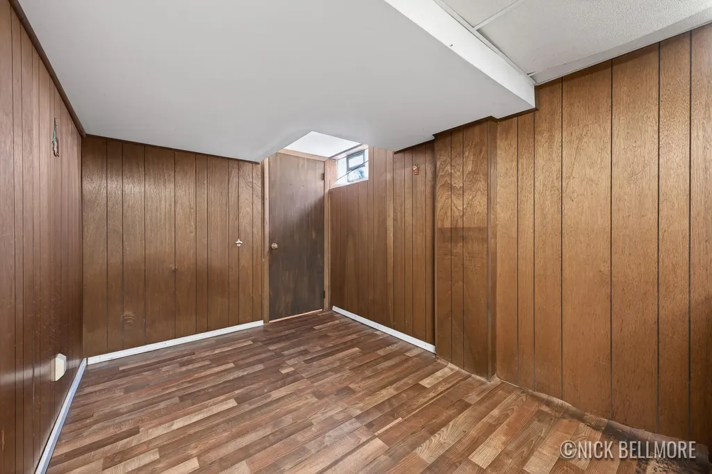 1049 Buckingham Street SW Wyoming City MI 49509
