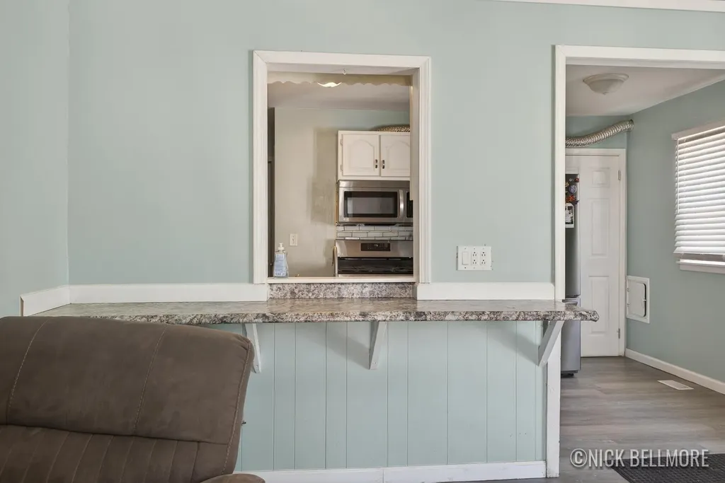 1049 Buckingham Street SW Wyoming City MI 49509