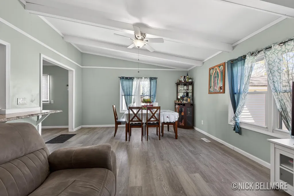 1049 Buckingham Street SW Wyoming City MI 49509