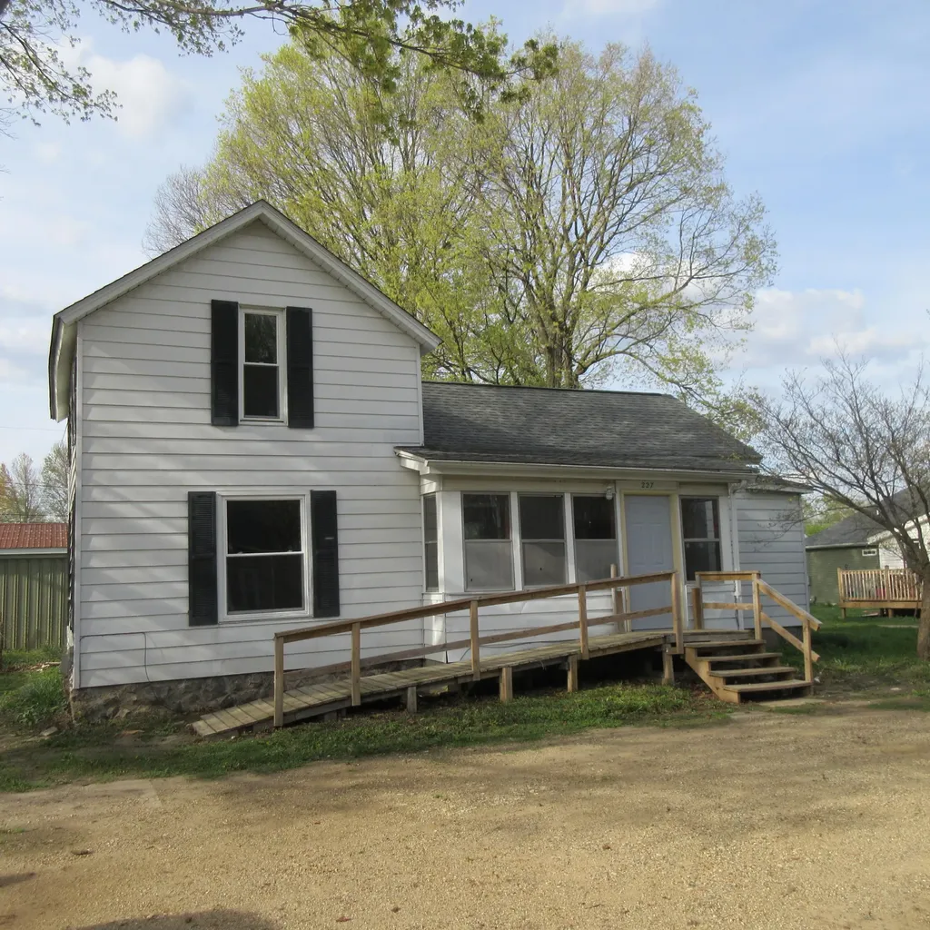 227 E Arbor Street E Marcellus Village MI 49067