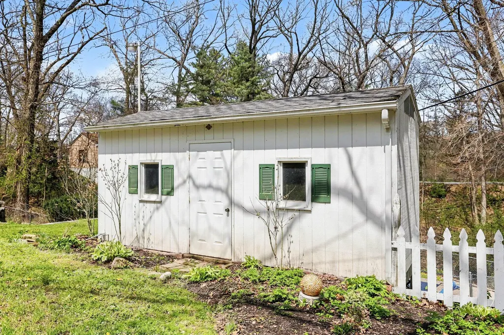 860 Sylvan Drive Bedford Charter Township MI 49017