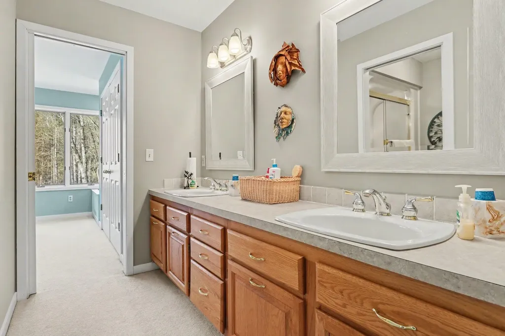 10288 Hathaway Drive Eureka Township MI 48838