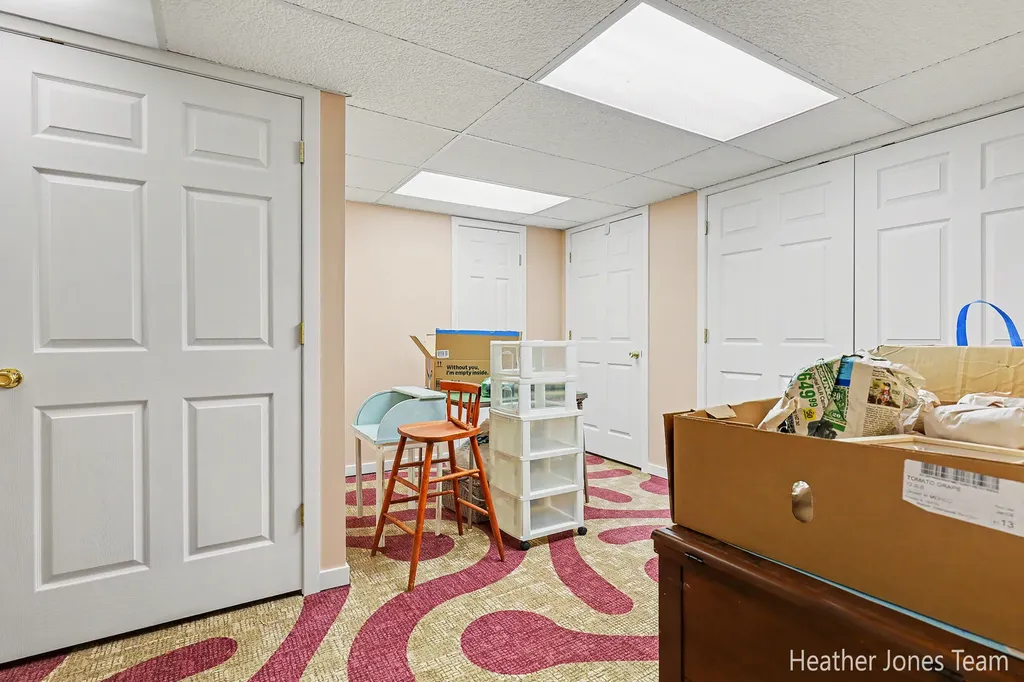 10288 Hathaway Drive Eureka Township MI 48838