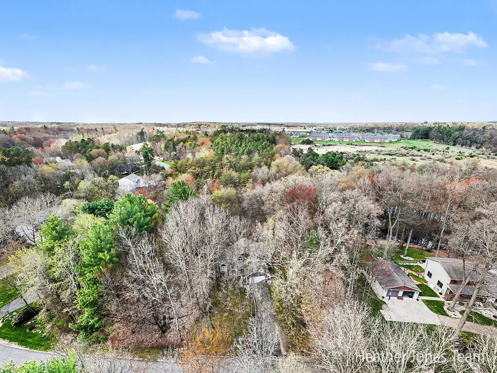10288 Hathaway Drive Eureka Township MI 48838