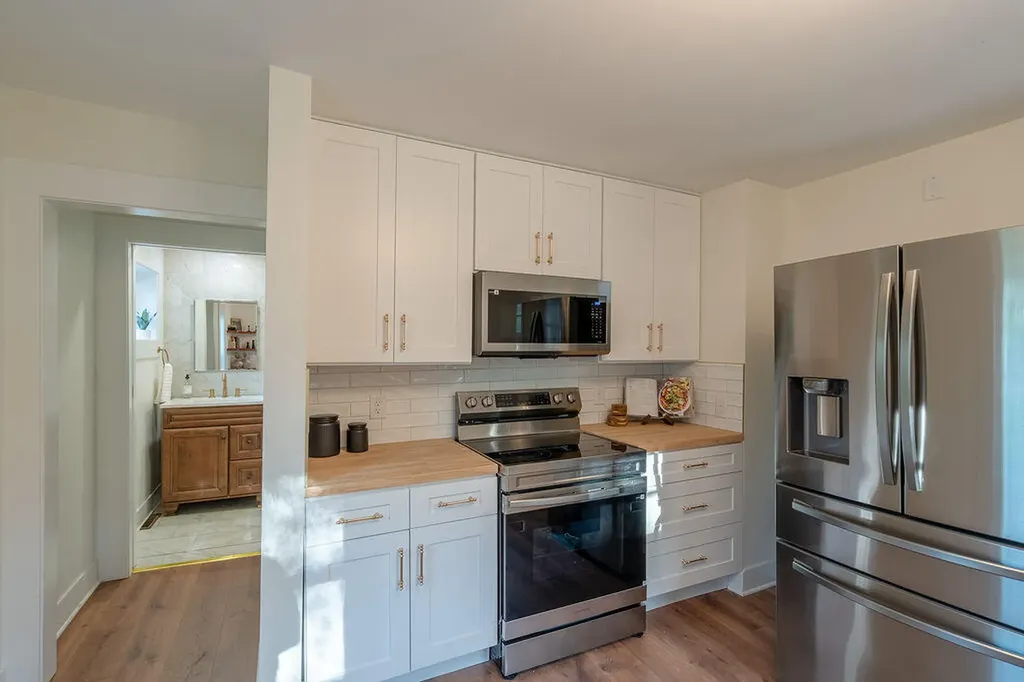 3527 Carlton Avenue NE Grand Rapids Charter Township MI 49525