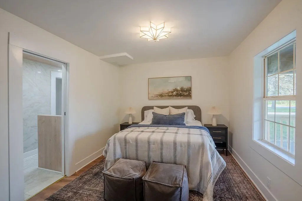 3527 Carlton Avenue NE Grand Rapids Charter Township MI 49525