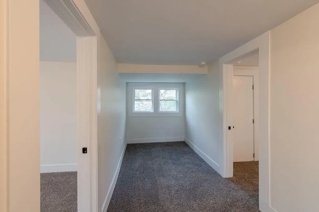 3527 Carlton Avenue NE Grand Rapids Charter Township MI 49525