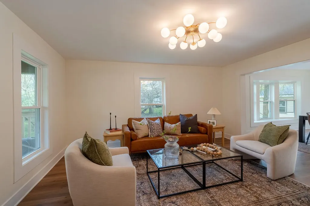 3527 Carlton Avenue NE Grand Rapids Charter Township MI 49525
