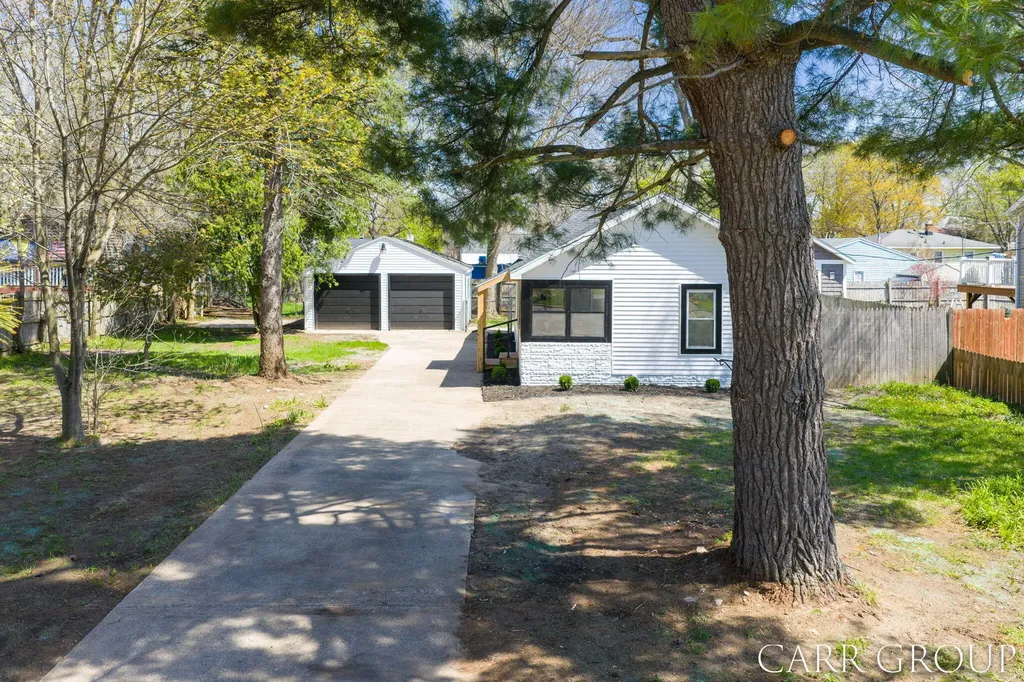 3230 Highgate Avenue SW Wyoming City MI 49509