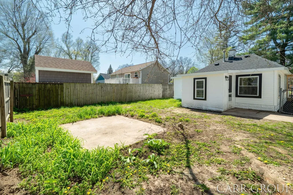 3230 Highgate Avenue SW Wyoming City MI 49509