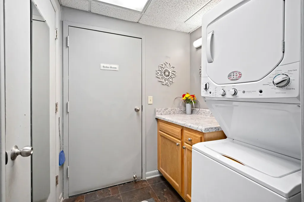 20 & 22 Crescent Street NE Grand Rapids City MI 49501