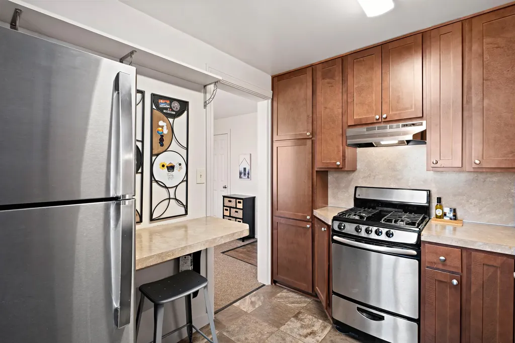 20 & 22 Crescent Street NE Grand Rapids City MI 49501