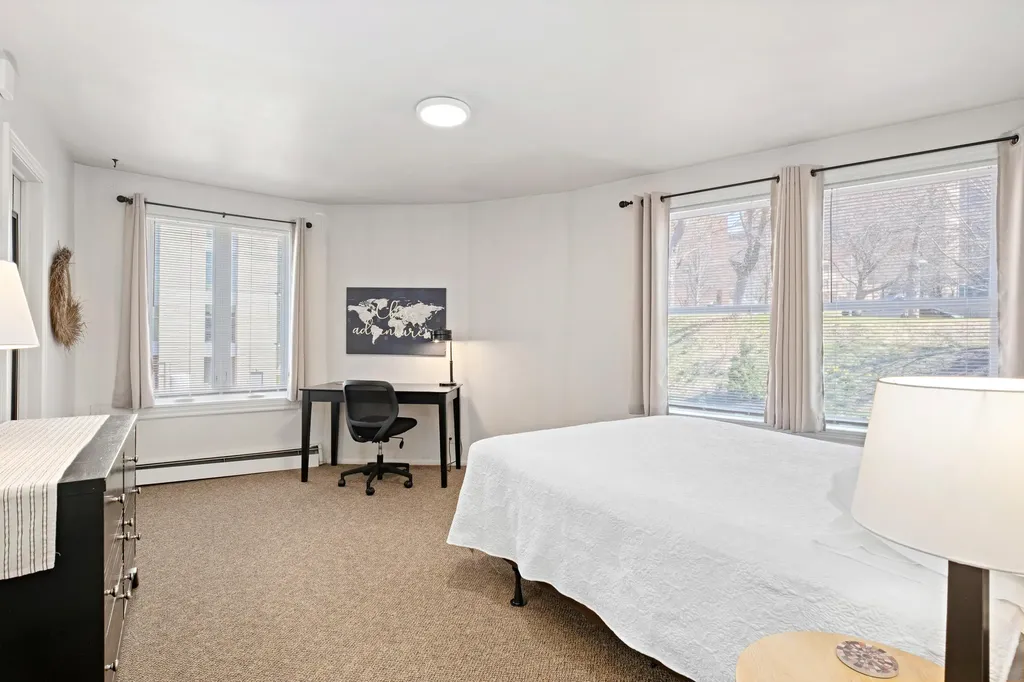 20 & 22 Crescent Street NE Grand Rapids City MI 49501