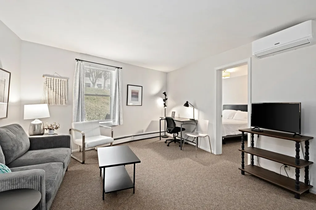 20 & 22 Crescent Street NE Grand Rapids City MI 49501