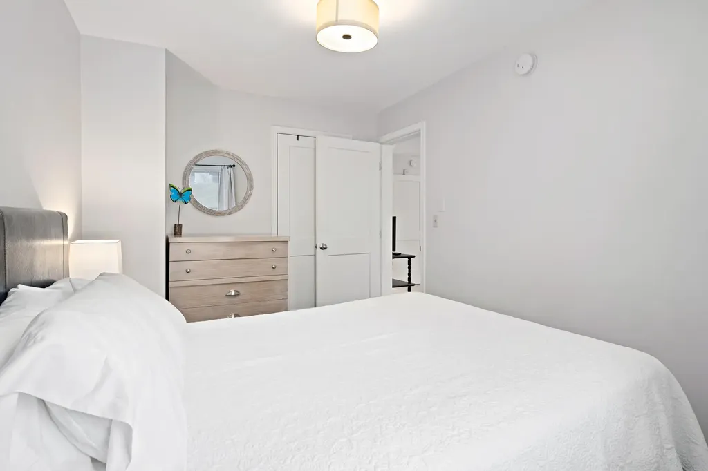 20 & 22 Crescent Street NE Grand Rapids City MI 49501