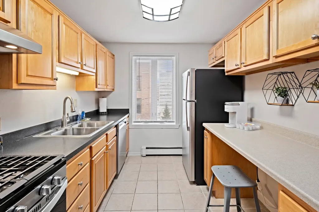 20 & 22 Crescent Street NE Grand Rapids City MI 49501